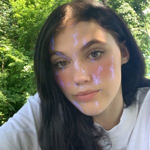 Meet your Posher, Charlene